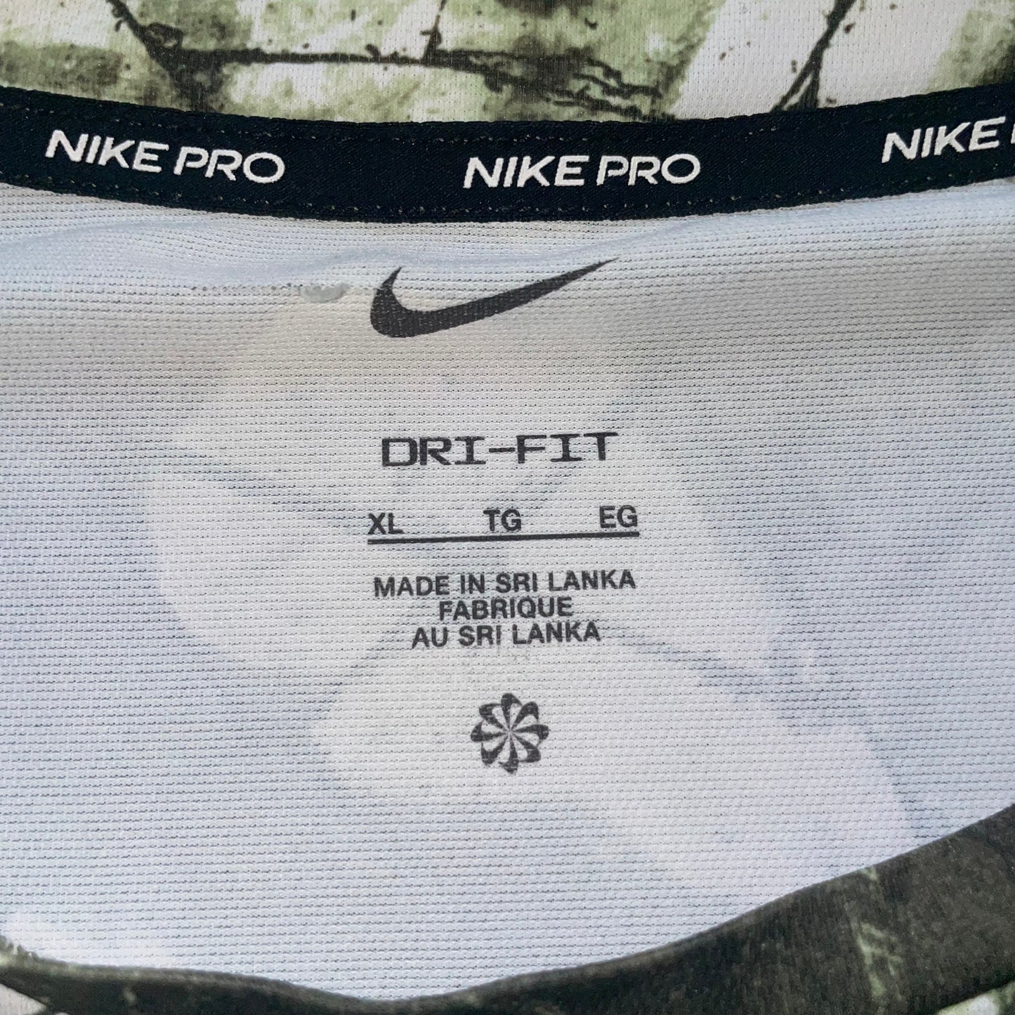 Nike Miler “Floral Camo” (XL)
