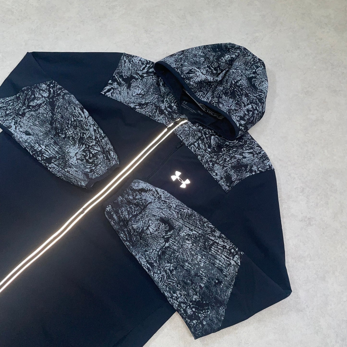 Underarmour Storm Windrunner (M)