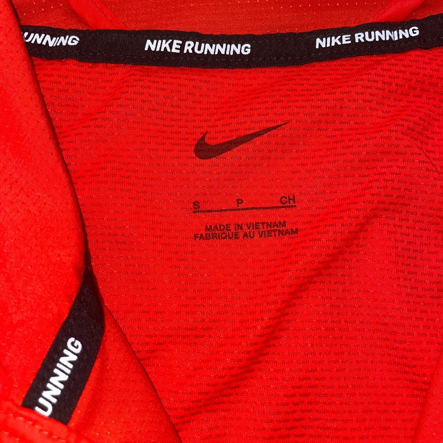 Nike Packable Windrunner “Habanero Red” (S)