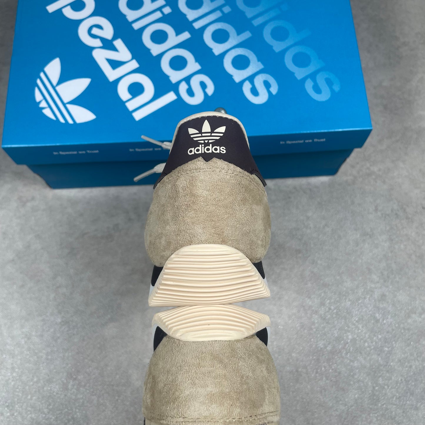 Adidas SPZL x LG Liam Gallagher Spezial Achille UK9
