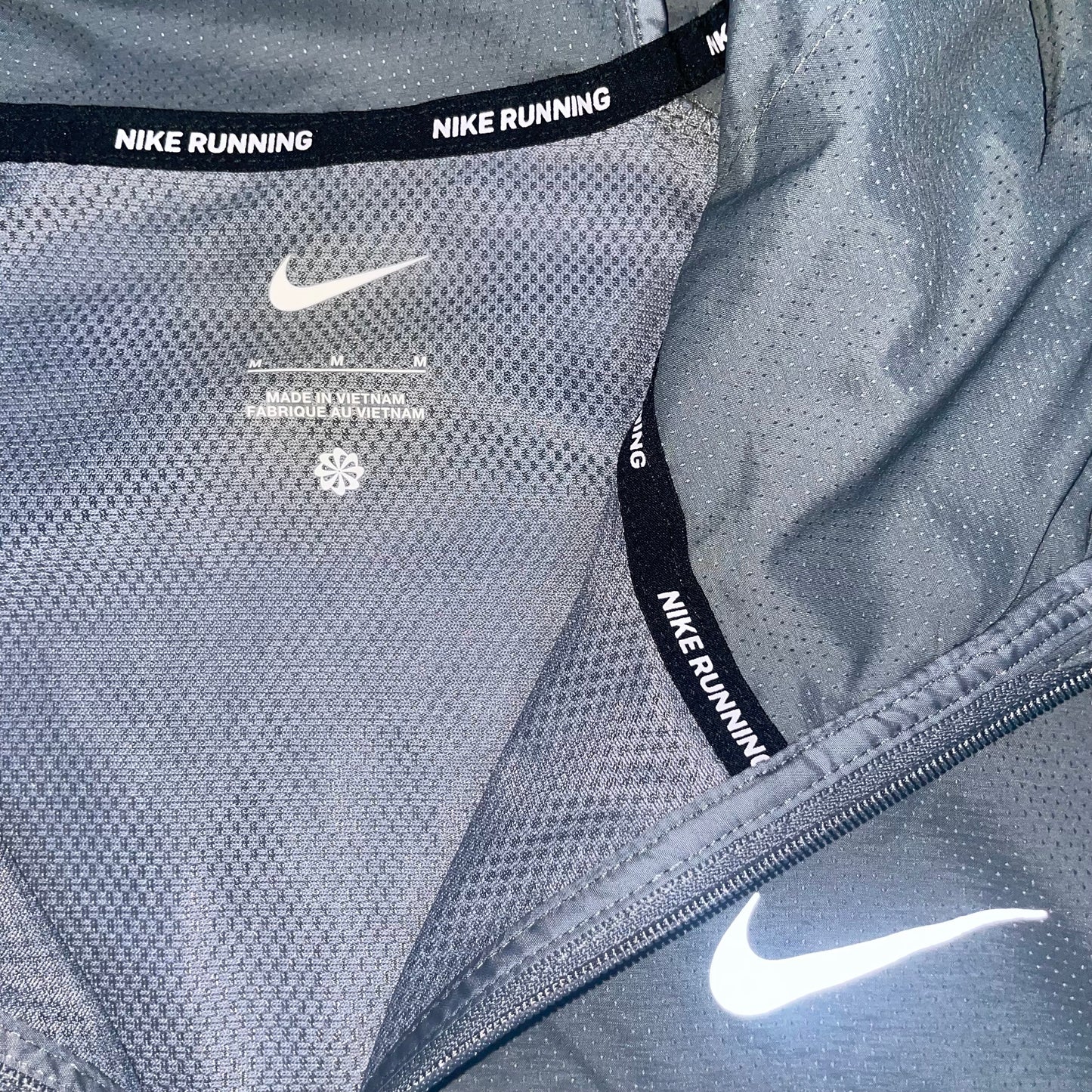 Nike Packable Windrunner “Smoke Black” (M)