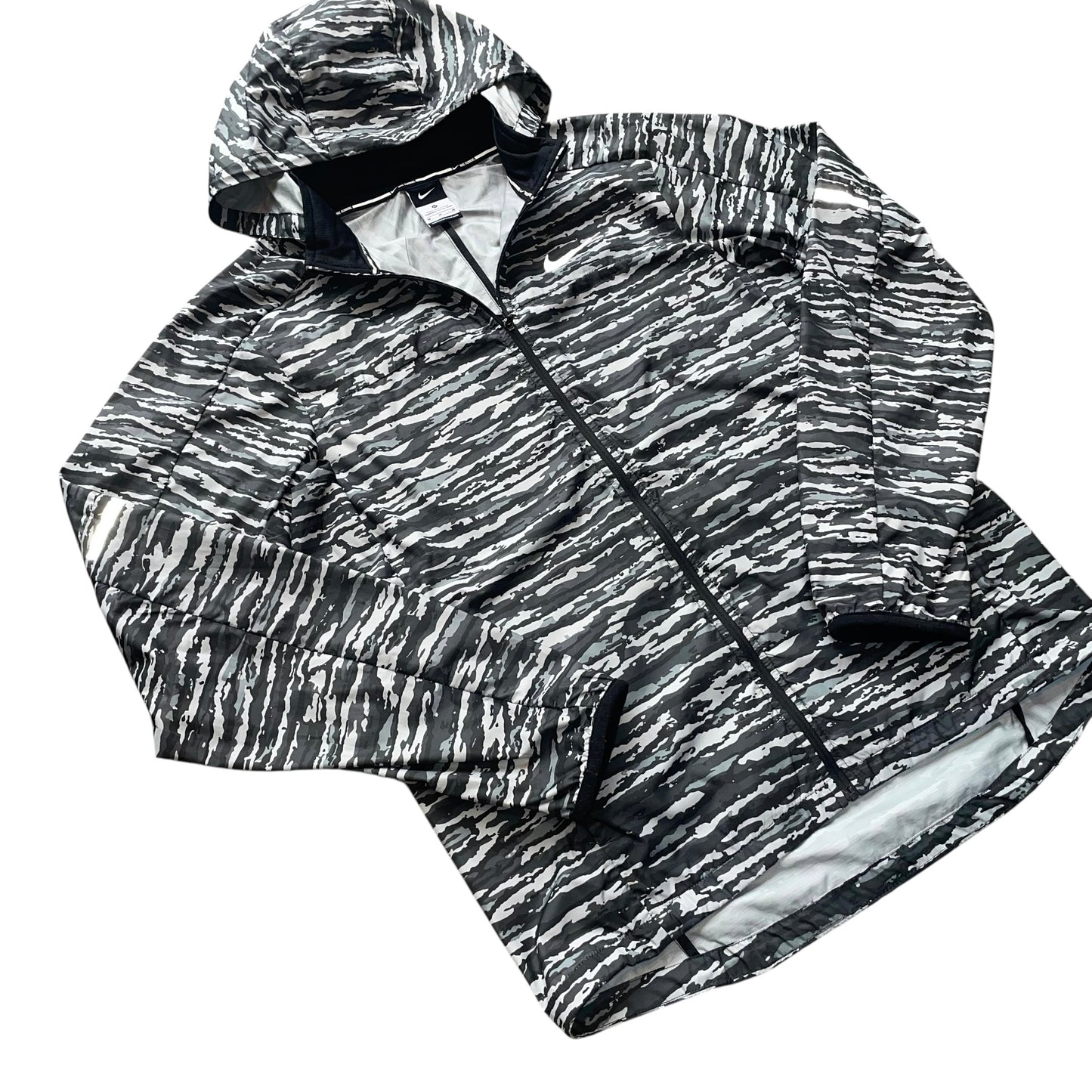 Nike Windrunner “Arctic Camo” (M)