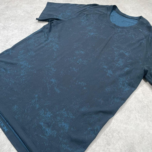 Lululemon metal vent tech top “Night Sea” (XL)