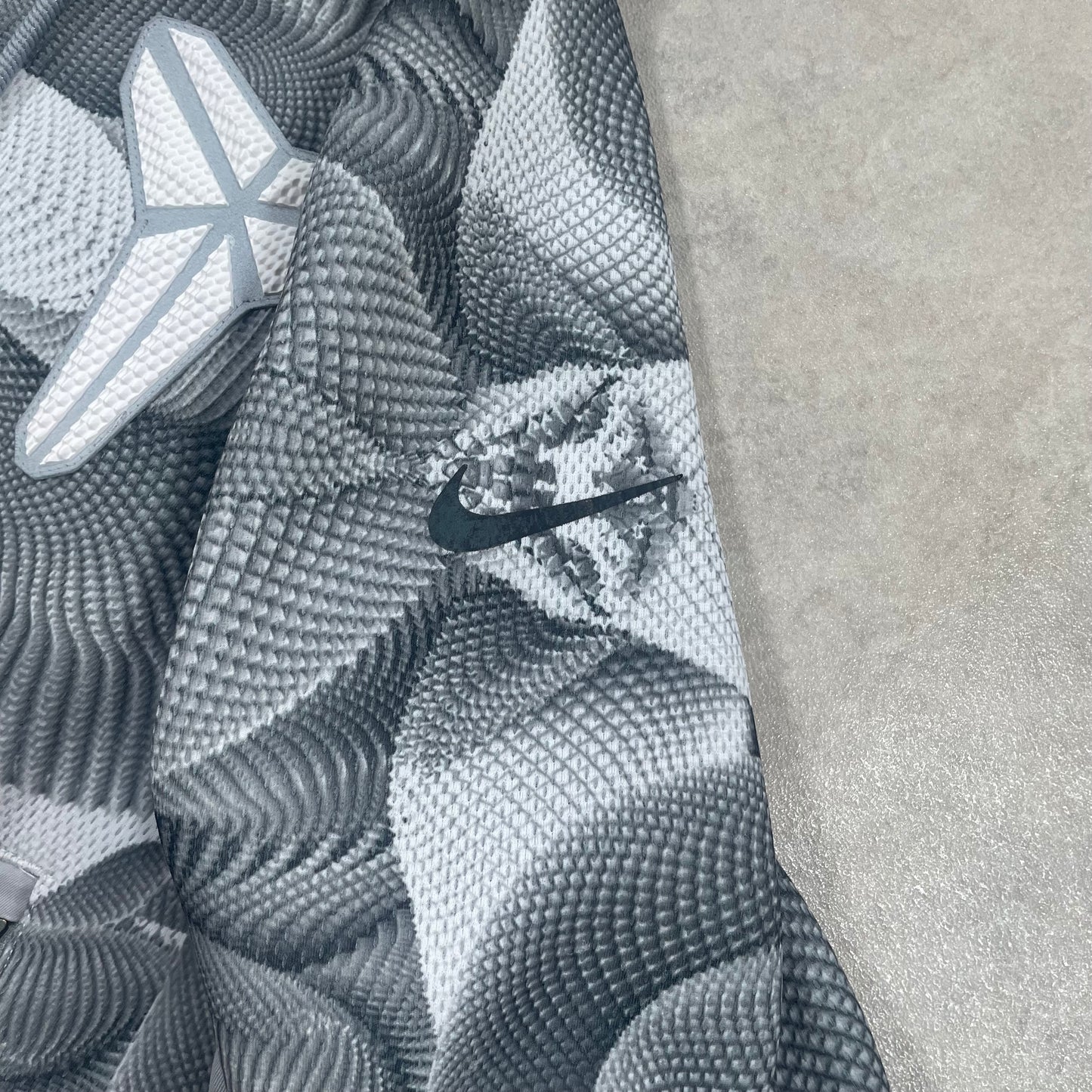 Nike 2016 Kobe Bryant Mambula Elite HyperMesh Jacket “Wolf Grey” Mamba Mvp (M)