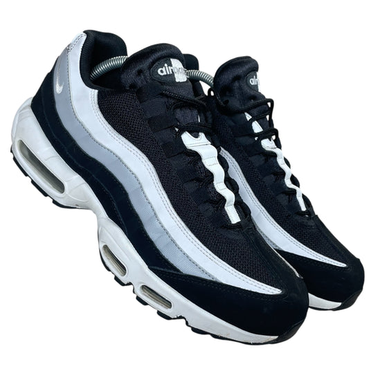 Nike Air Max 95 “Black Wolf Grey White” (Uk9)