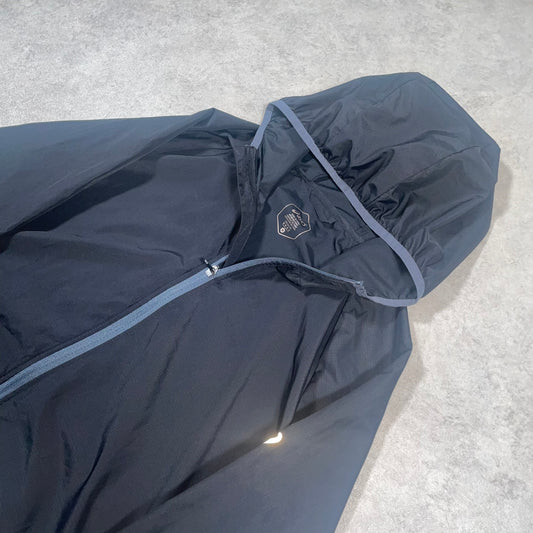 ASICS Packable Windrunner “Black” (M)