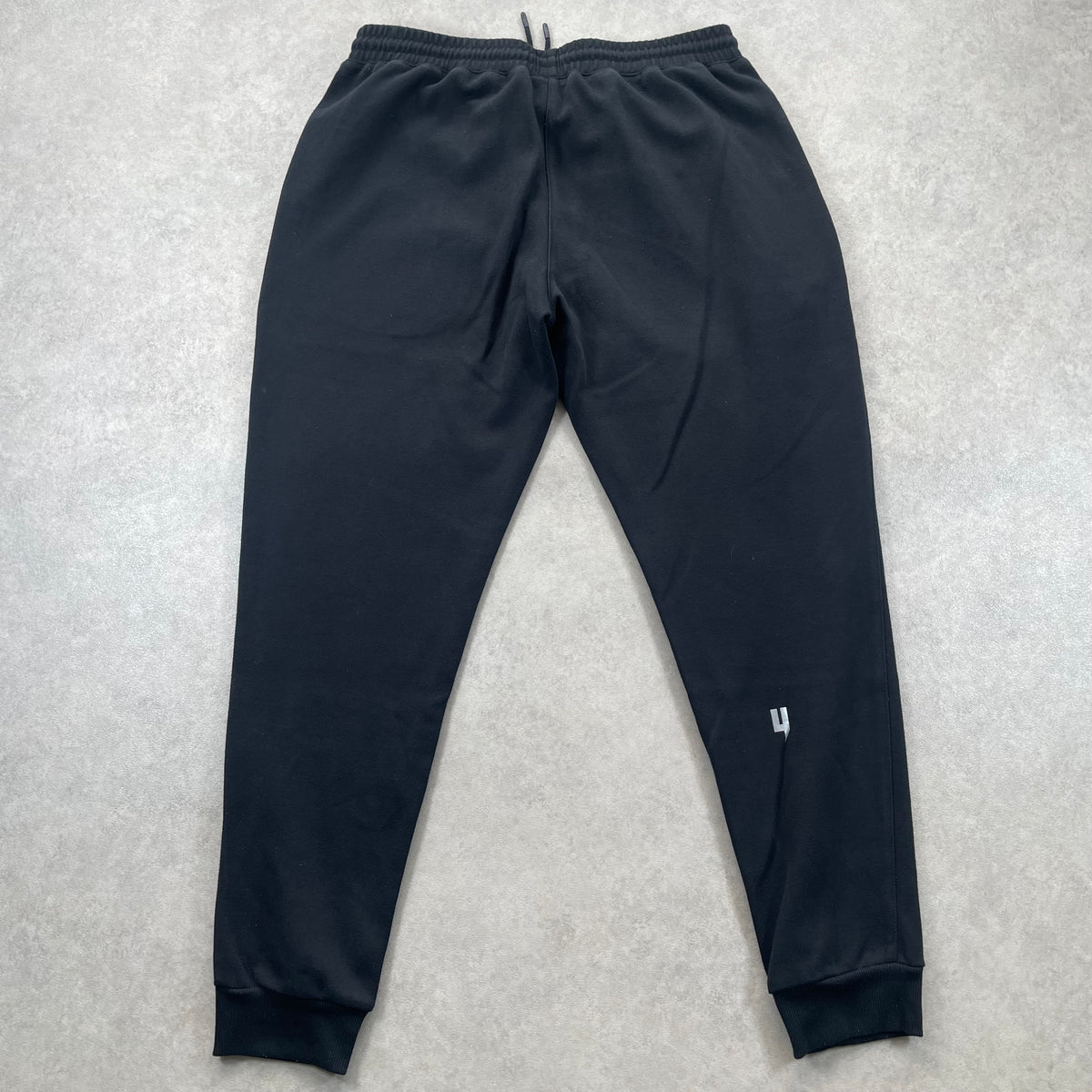 Yelir World Tracksuit Blackout Y “black” (Size Large)