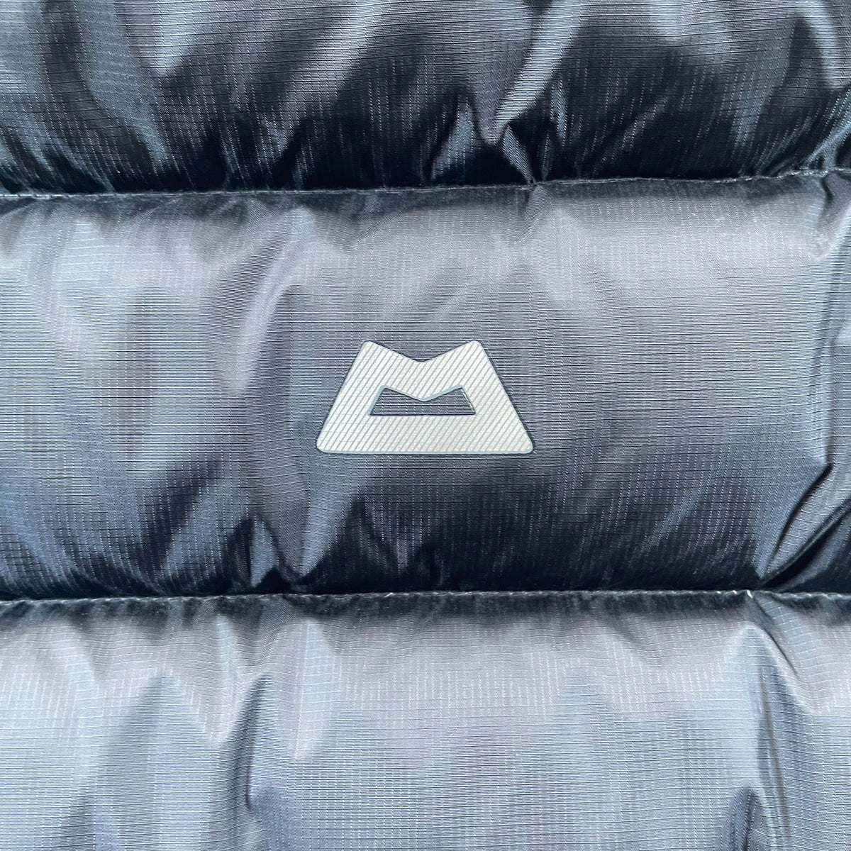 Mountain Equipment Puffer Jacket “Navy” (Size Large)