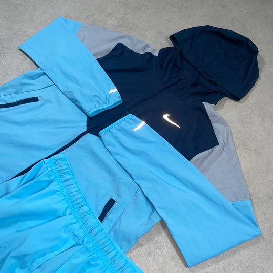 Nike Packable Windrunner Set “Aquarius Blue” (M)