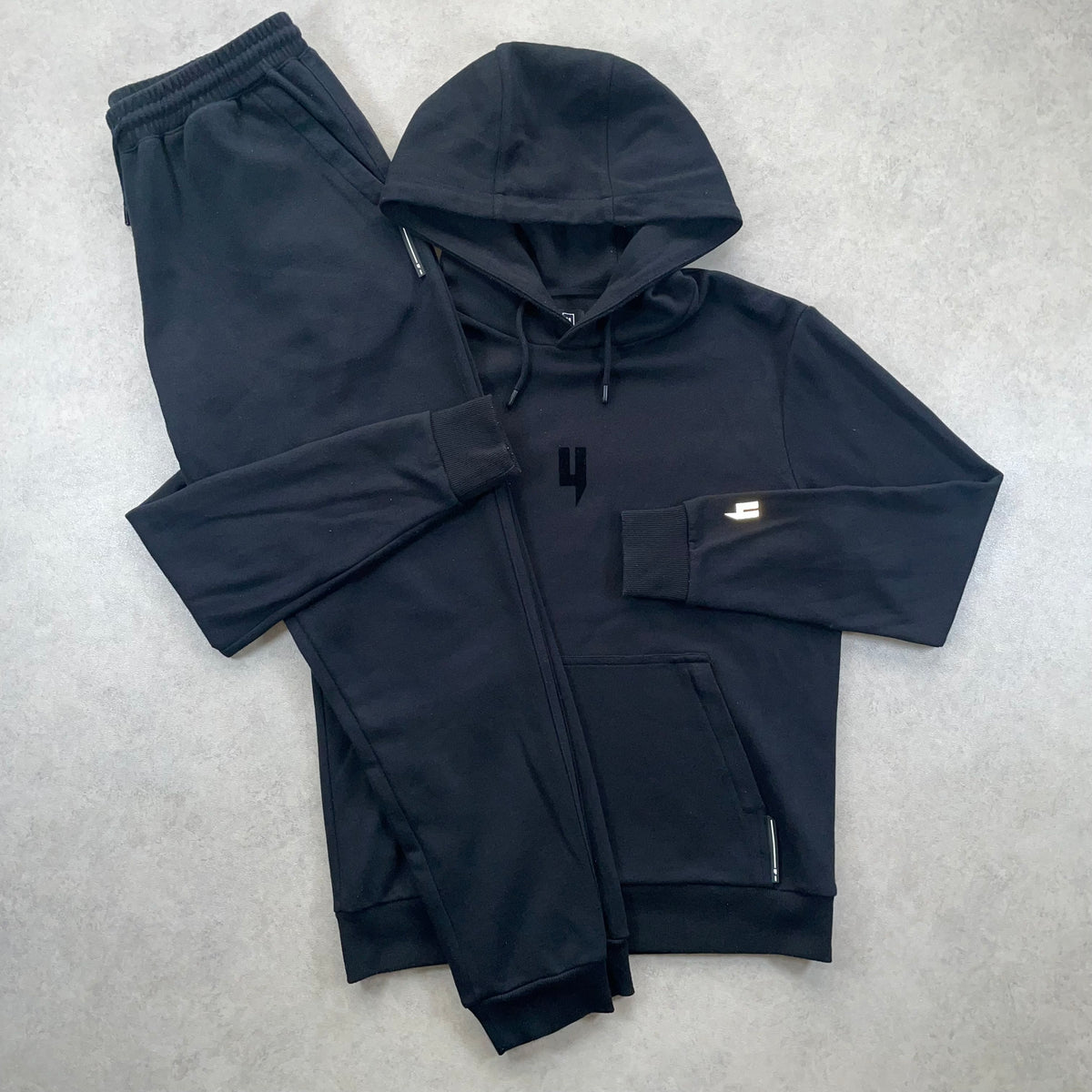 Yelir World Tracksuit Blackout Y “black” (Size Large)
