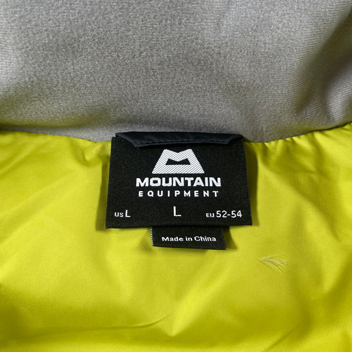 Mountain Equipment Puffer Jacket “Navy” (Size Large)