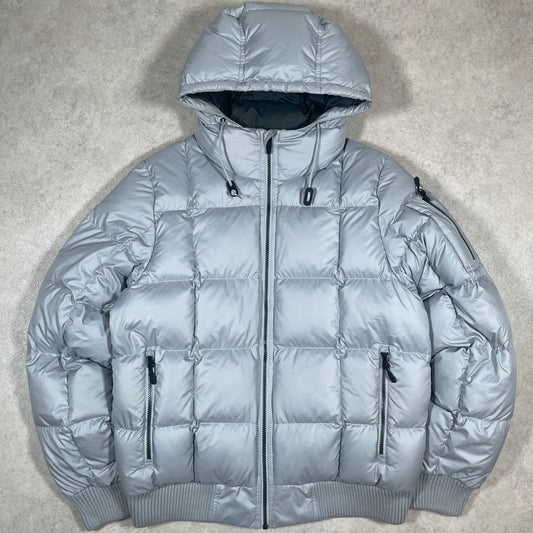 Nike 2000s Square-Stitch 550 down-filled puffer jacket “Light Grey” (S)