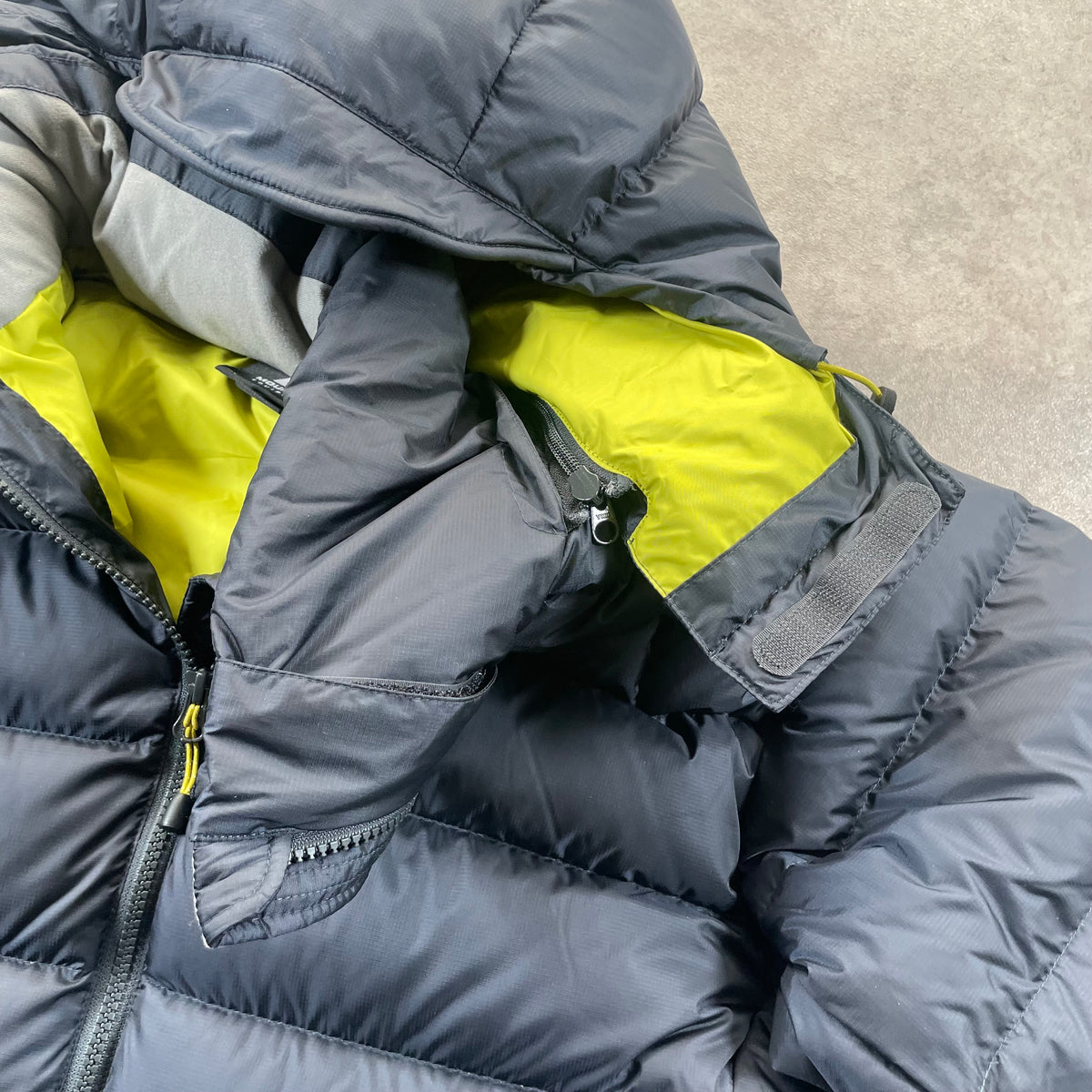 Mountain Equipment Puffer Jacket “Navy” (Size Large)