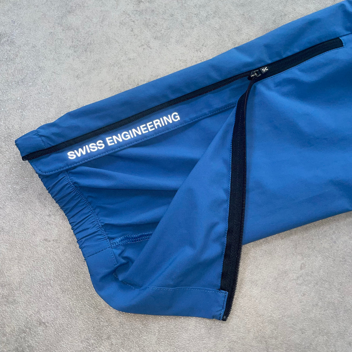 Onrunning Core Windbreaker Set “Fjord Blue” (M/S)