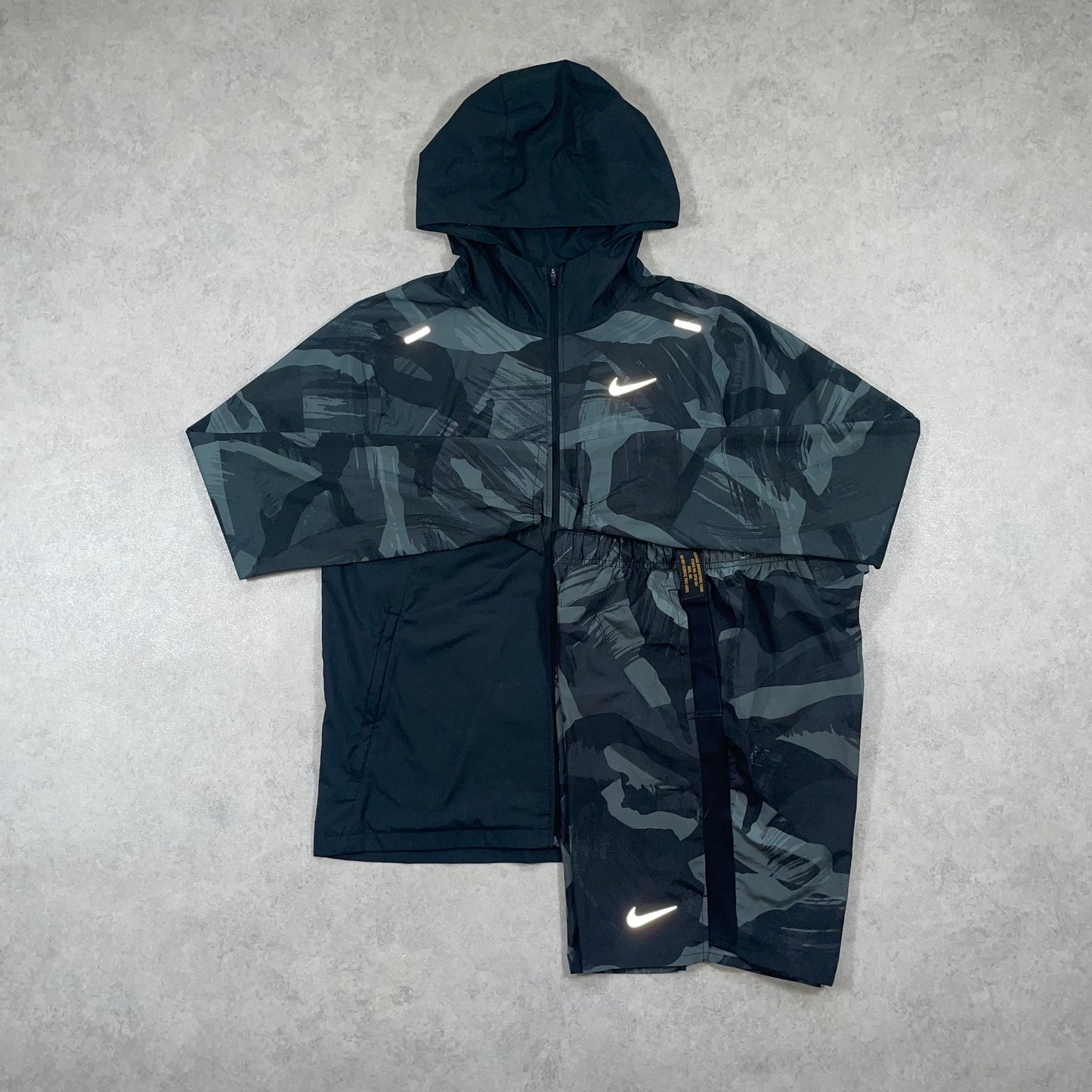 Nike Packable Windrunner Set “Uv Camo” (S)