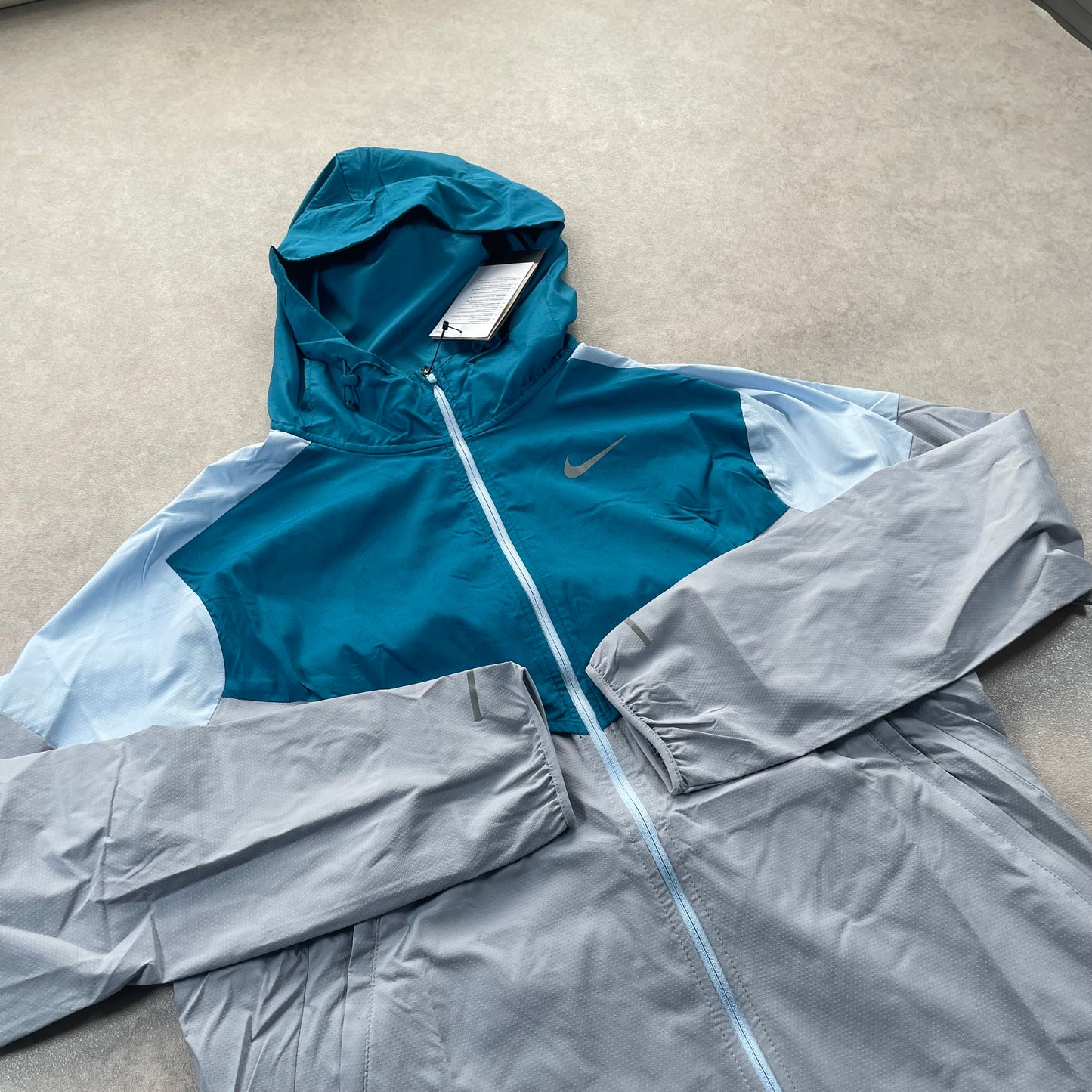 Nike Packable Windrunner Set “Green Abyss” (S)