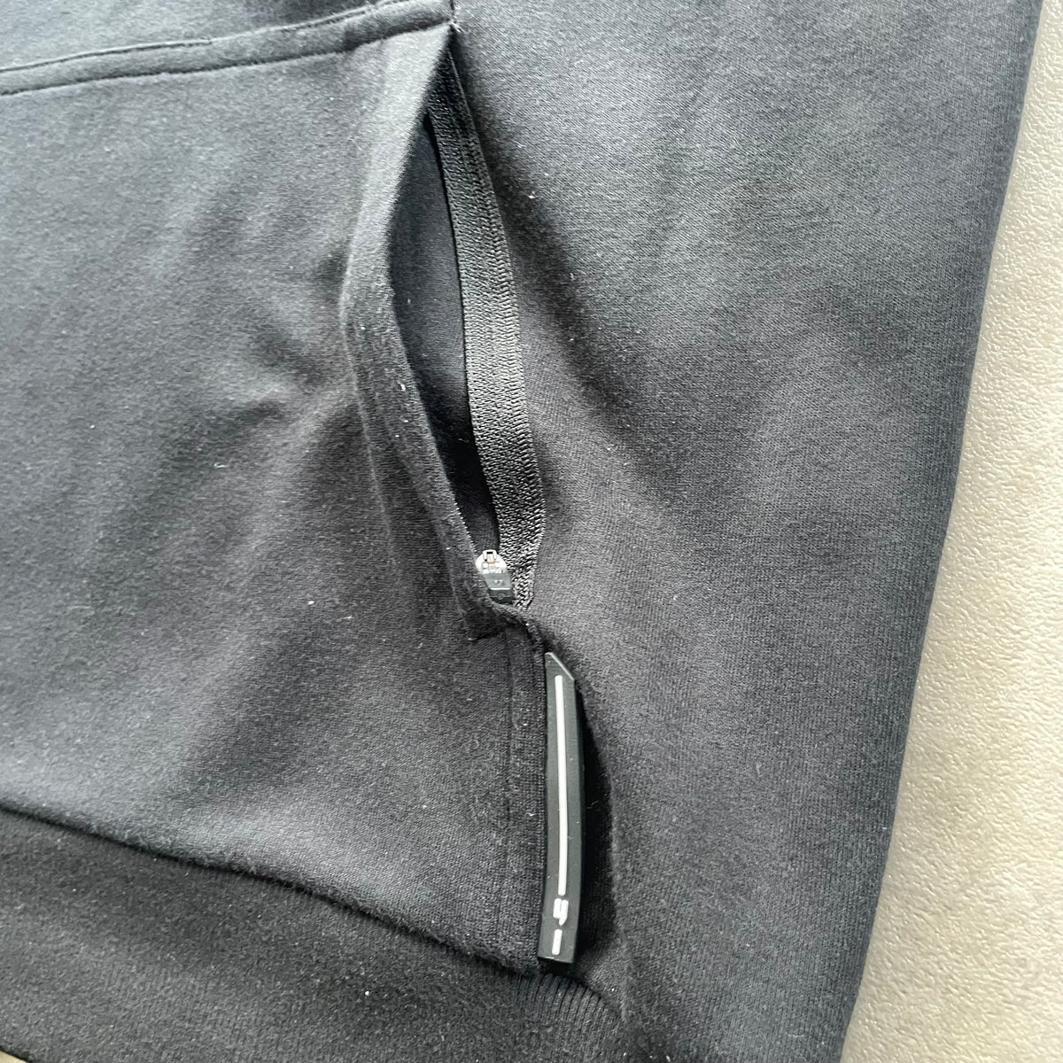 Yelir World Tracksuit Blackout Y “black” (Size Large)