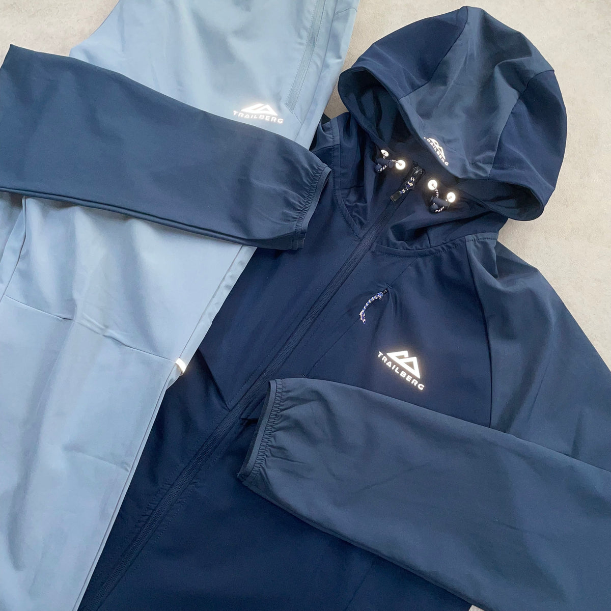 Trailberg Windbreaker Set “Navy,Light Blue” (L)