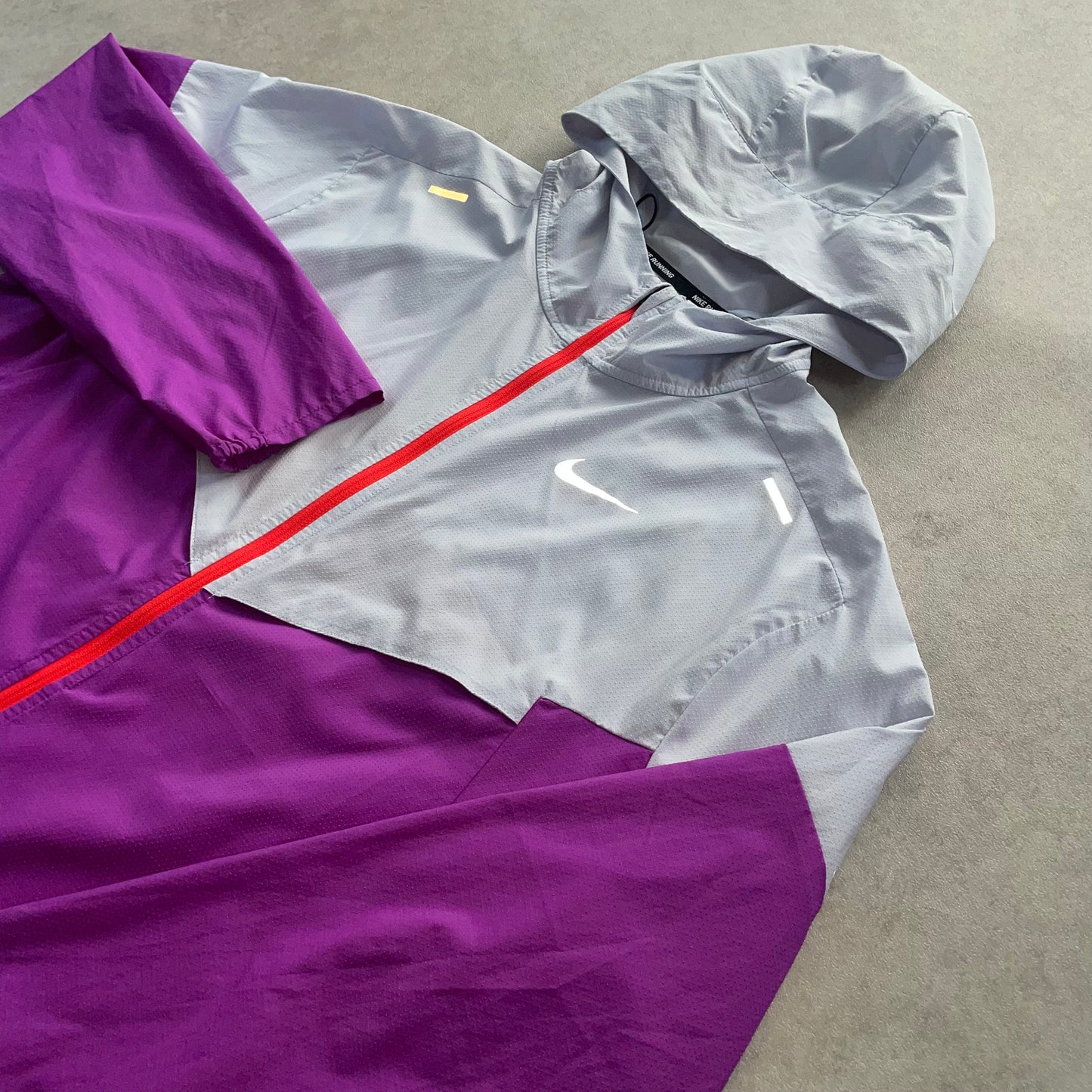 Nike Packable Windrunner Set “Grape Purple” (M/L)