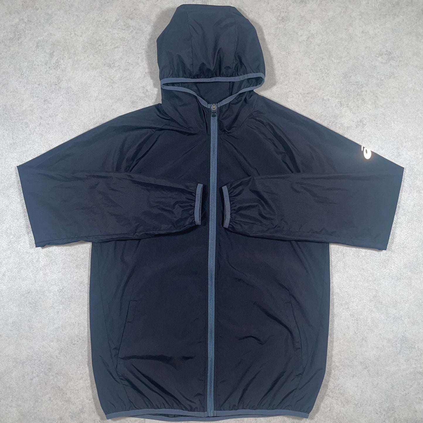 ASICS Packable Windrunner “Black” (M)