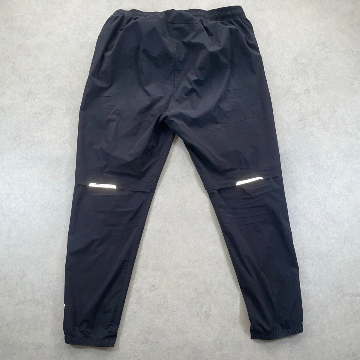 Onrunning Core Windbreaker Set “Black” (Size XXL/XL)