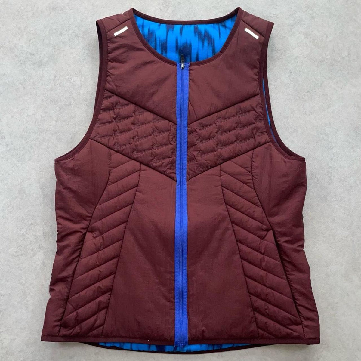 Nike Aero Layer WildRun Gilet “Blue,Burgundy” (Medium)
