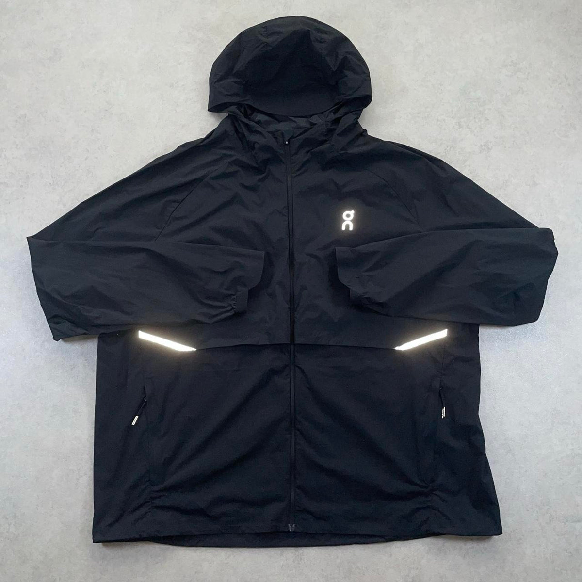 Onrunning Core Windbreaker Set “Black” (Size XXL/XL)