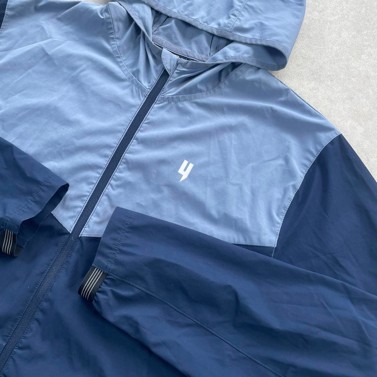 Yelir World Performance Windbreaker “Navy,Blue” (Size XXL)