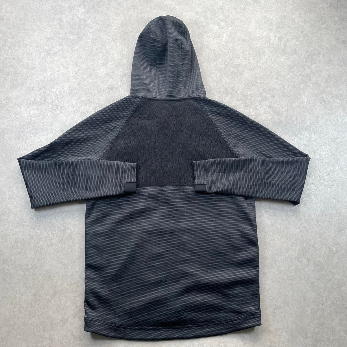 Yelir World Old Season Tracksuit “Black,Grey” (Size Medium)