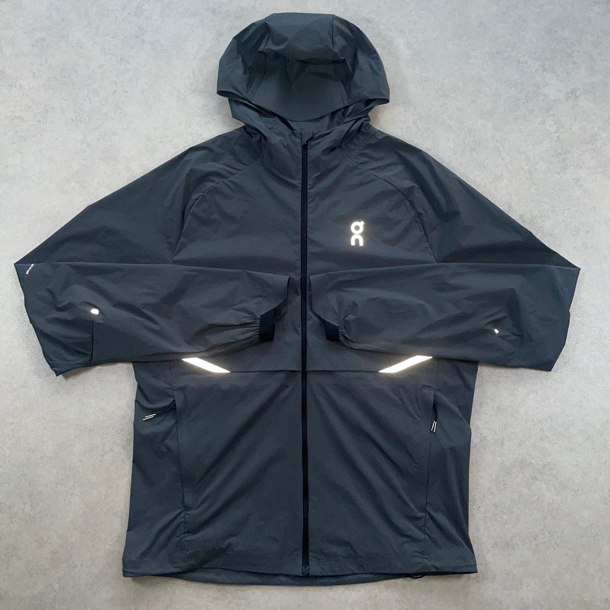 Onrunning Core Windbreaker Activewear Jacket "Eclipse Grey" (Size Small Mens)