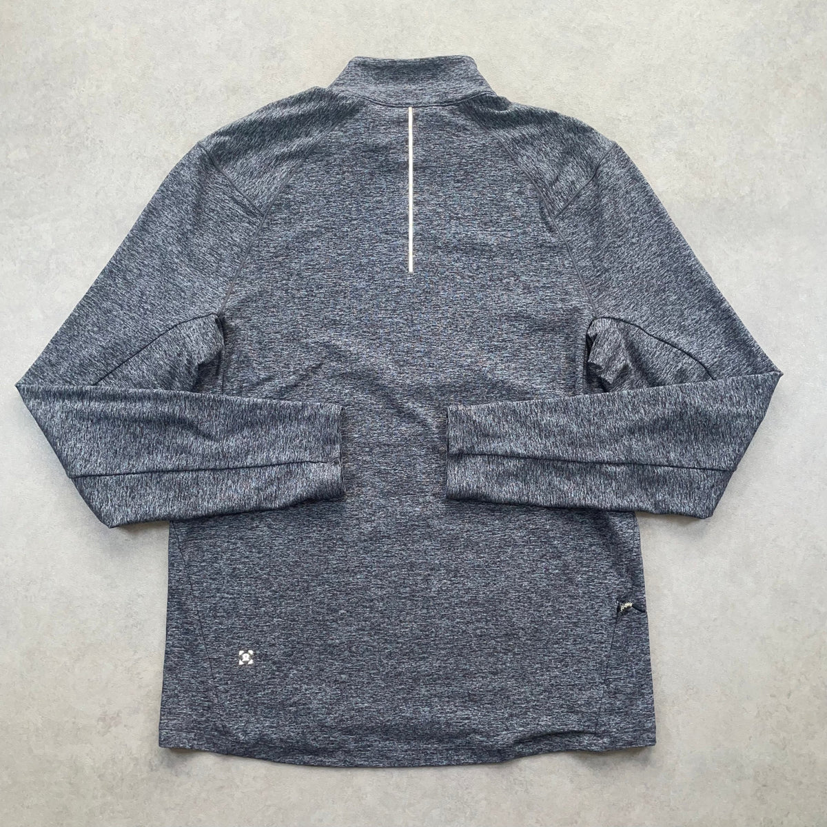 Lululemon "Grey Heather" 1/2 Zip Long Sleeve Top (Mens Size Medium)