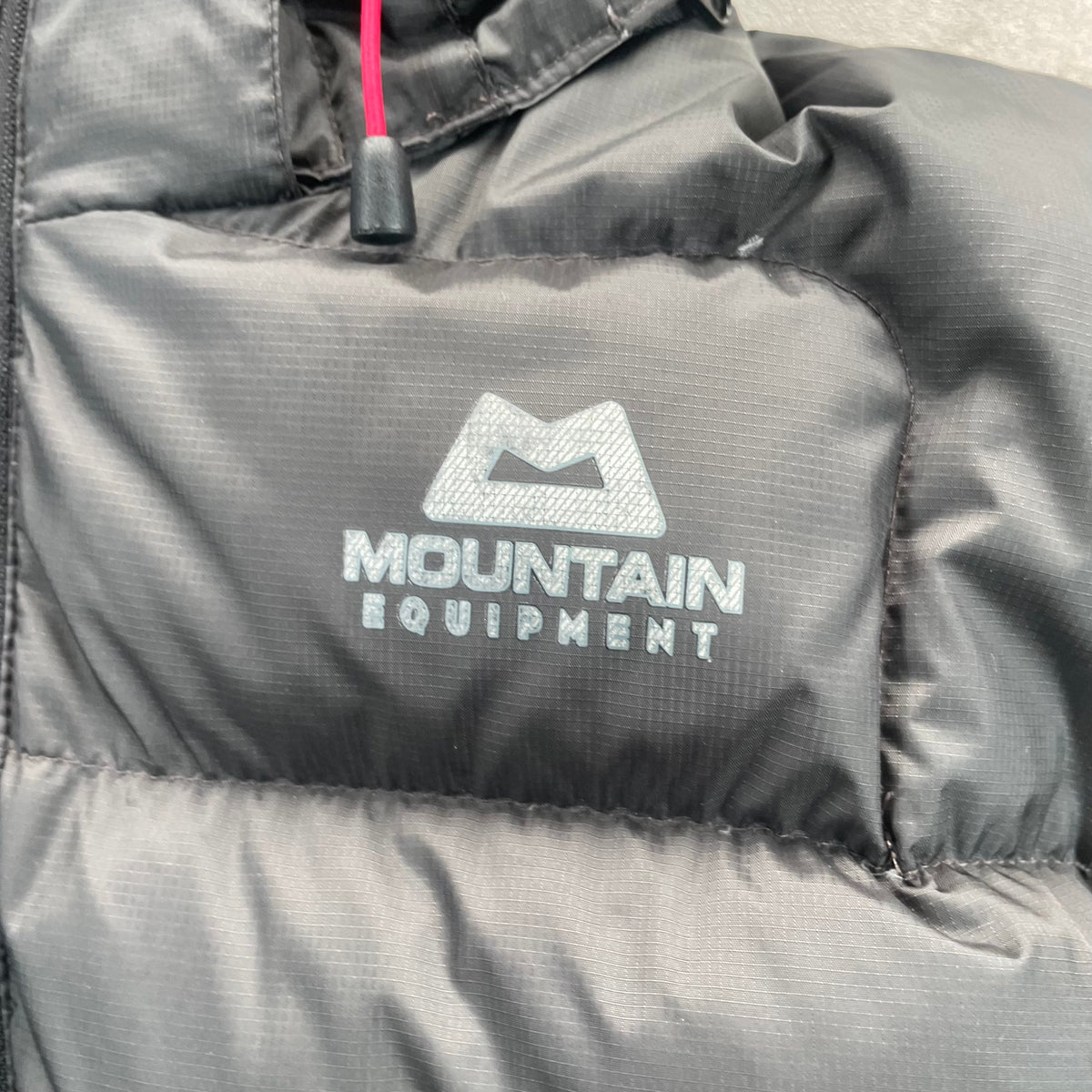 Mountain Equipment LightLine Puffer Jacket "Black" (Mens size small)