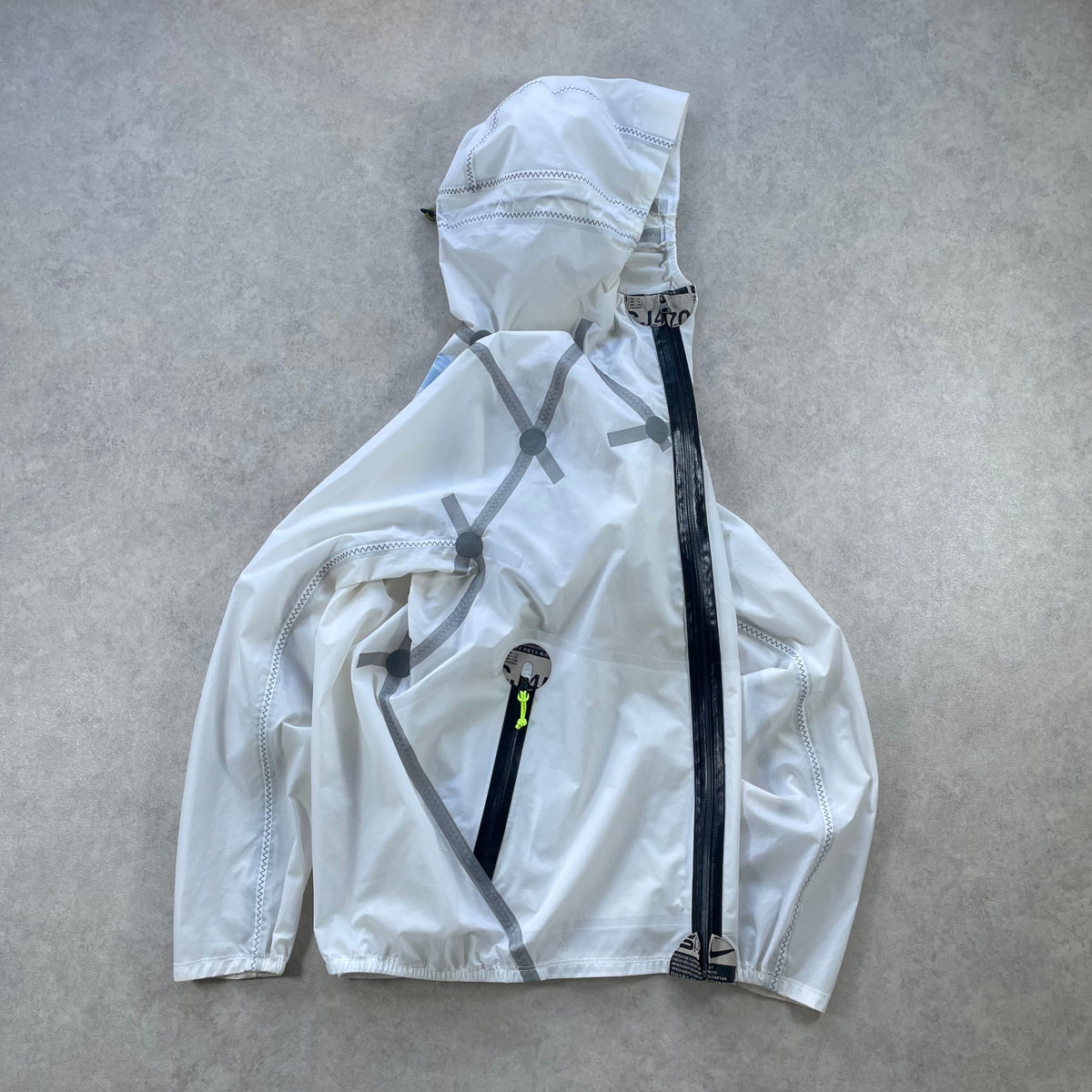 Nike NRG ISPA Hypershield Lightweight Windrunner Jacket "White" (Size Large Mens)