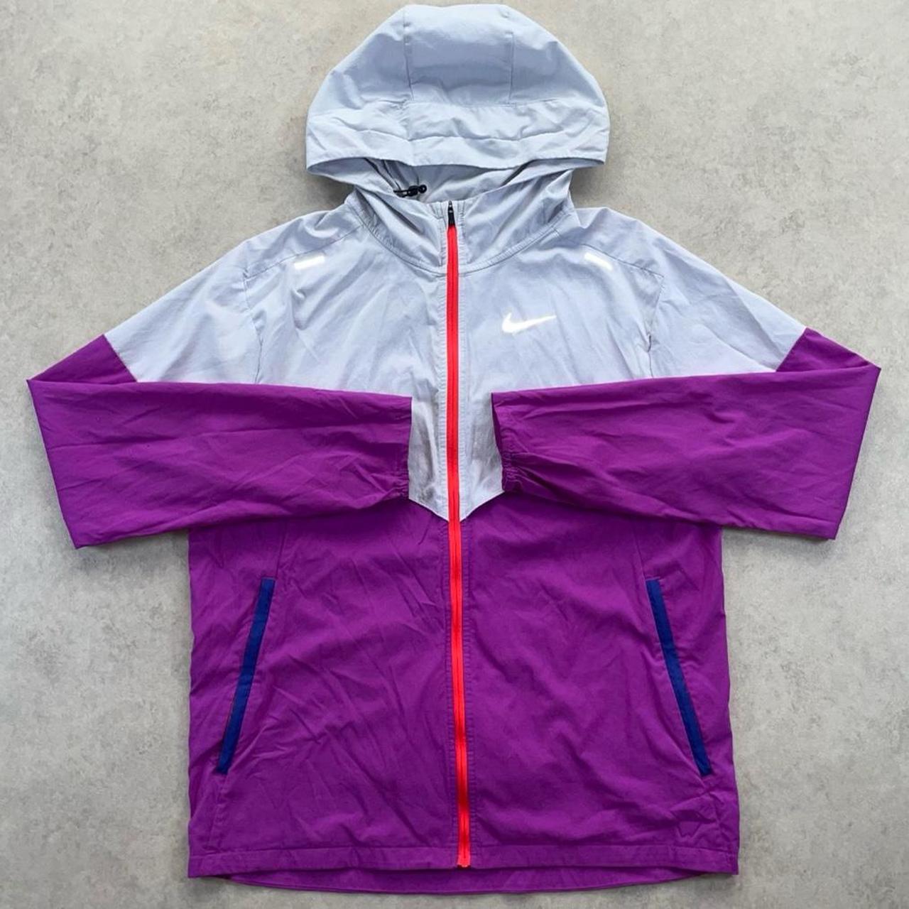 Nike Packable Windrunner “Grape Purple” (S)