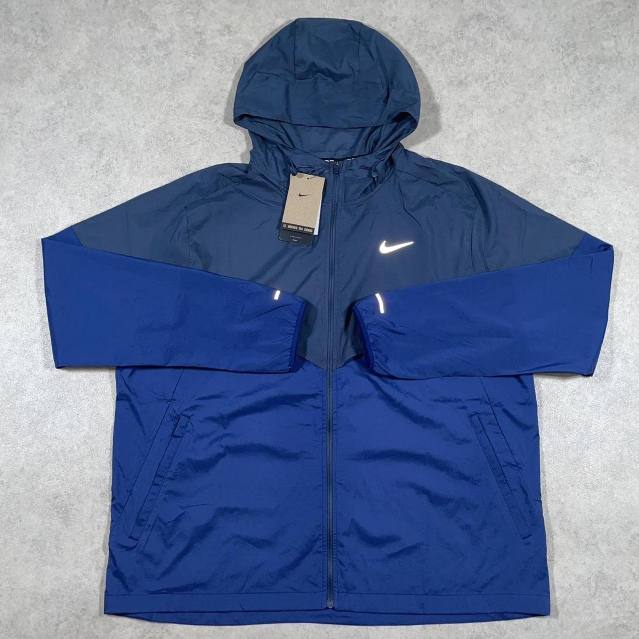 Nike Packable Windrunner “Thunder Blue” (XL)