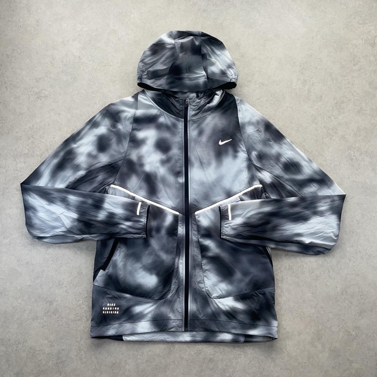 Nike Running Division Set “Distorted” (S)