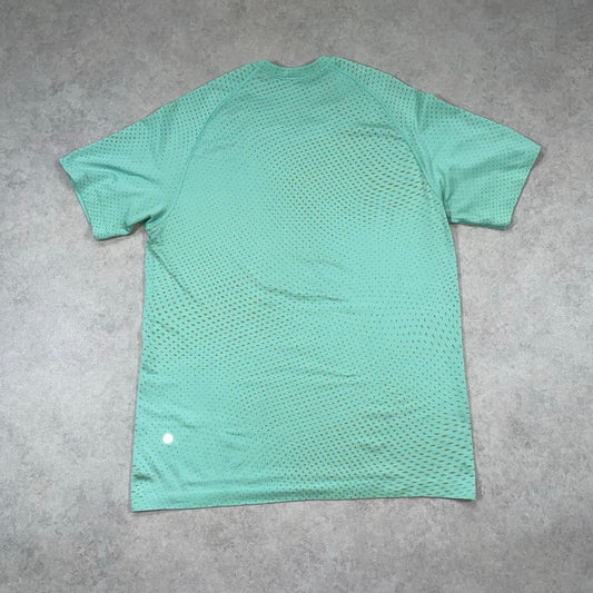 Lululemon metal vent tech top “Mint” (M)