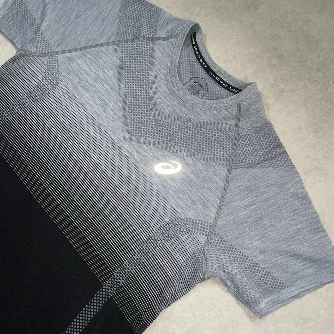 ASICS Seamless Top “Grey,Black” (L)
