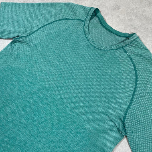 Lululemon Metal vent tech top “Turquoise” (M)
