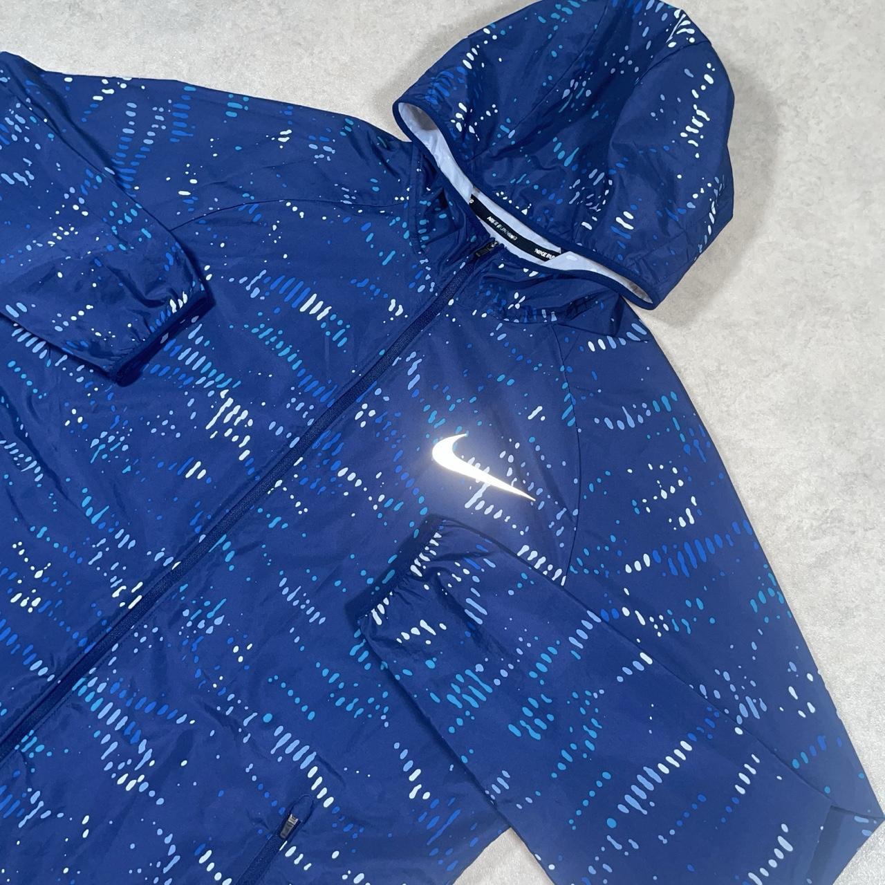 Nike Windrunner “Digital Storm” (XL)