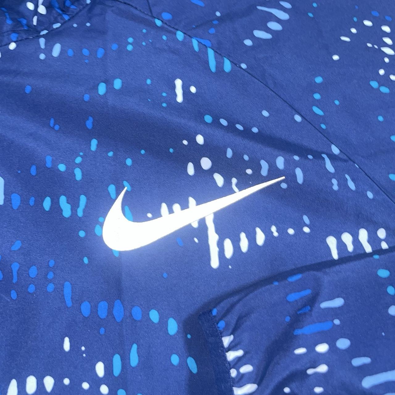 Nike Windrunner “Digital Storm” (XL)