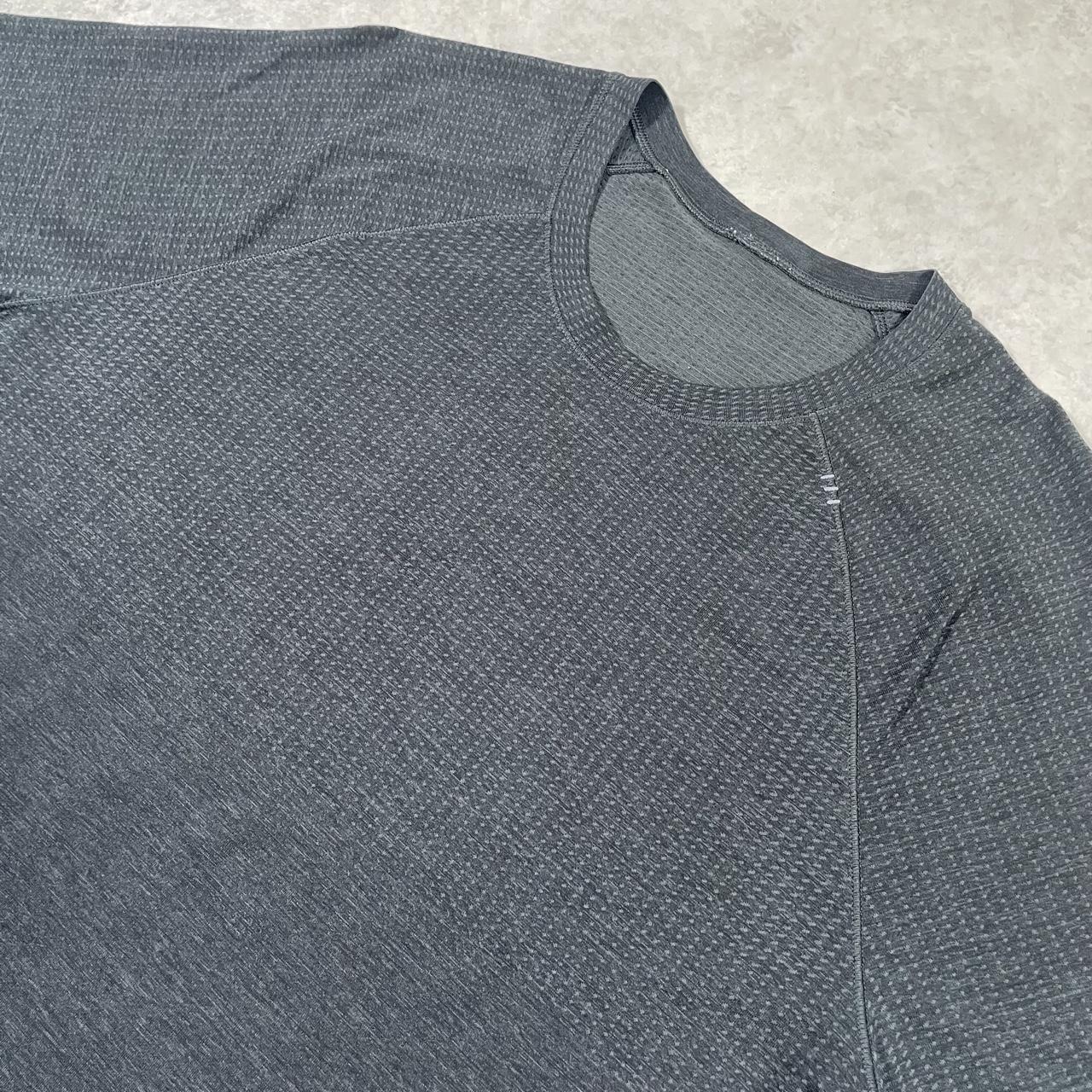 Lululemon metal vent tech top “Black” (L)