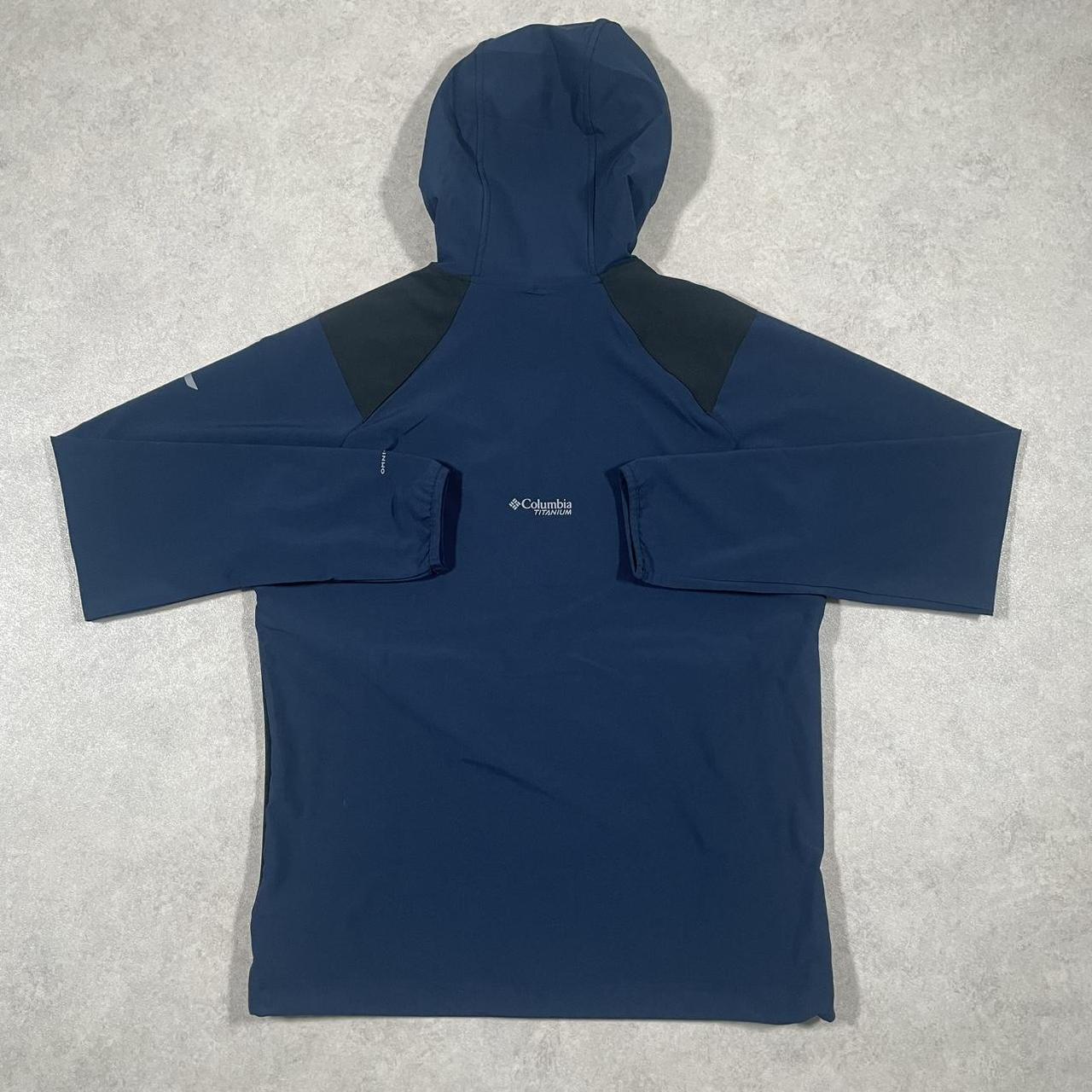 Columbia Triple Canyon Titanium Windbreaker “Navy,Black” (M)