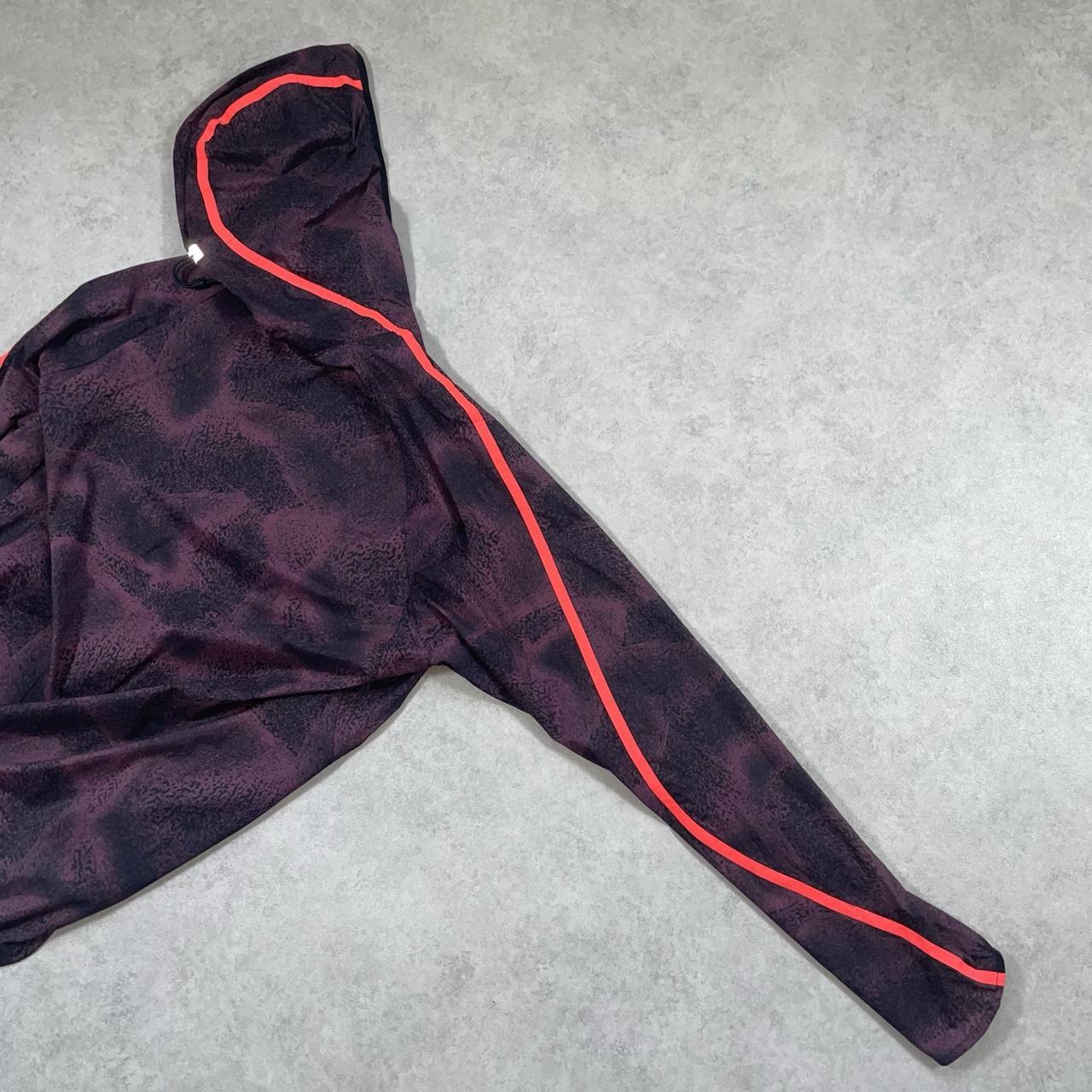 Nike impossibly light Snakeskin Windrunner “Crimson Bolt” (S)
