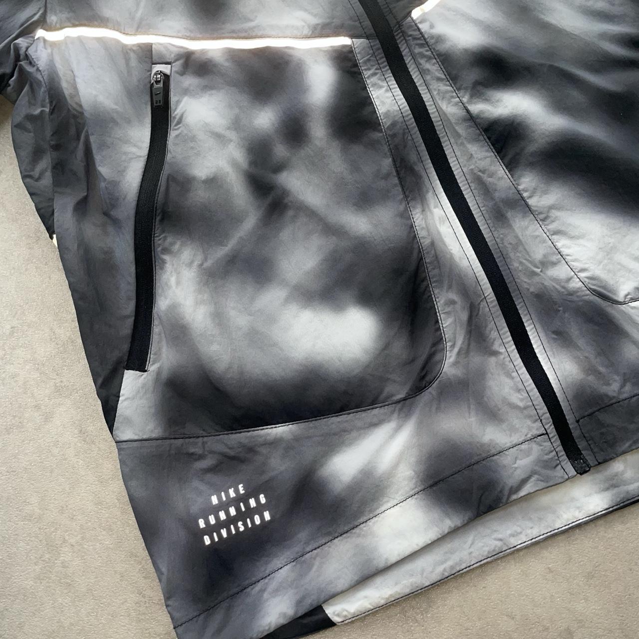 Nike Running Division Set “Distorted” (S)