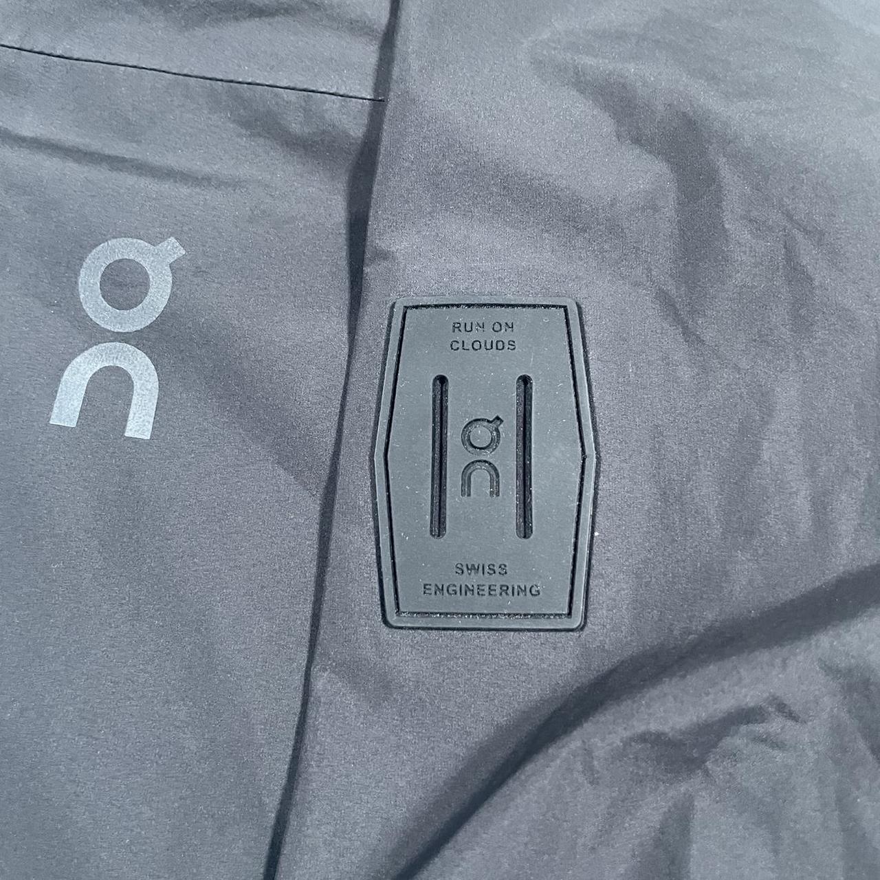 On Running Storm Jacket “Black” (L)