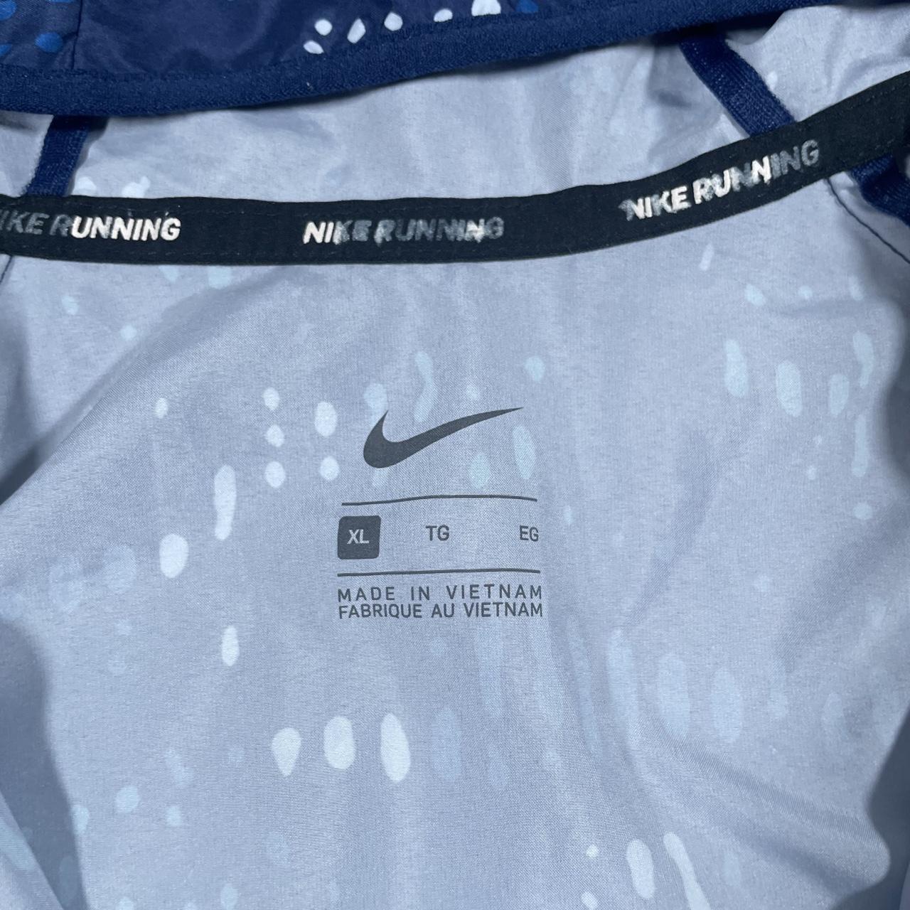 Nike Windrunner “Digital Storm” (XL)