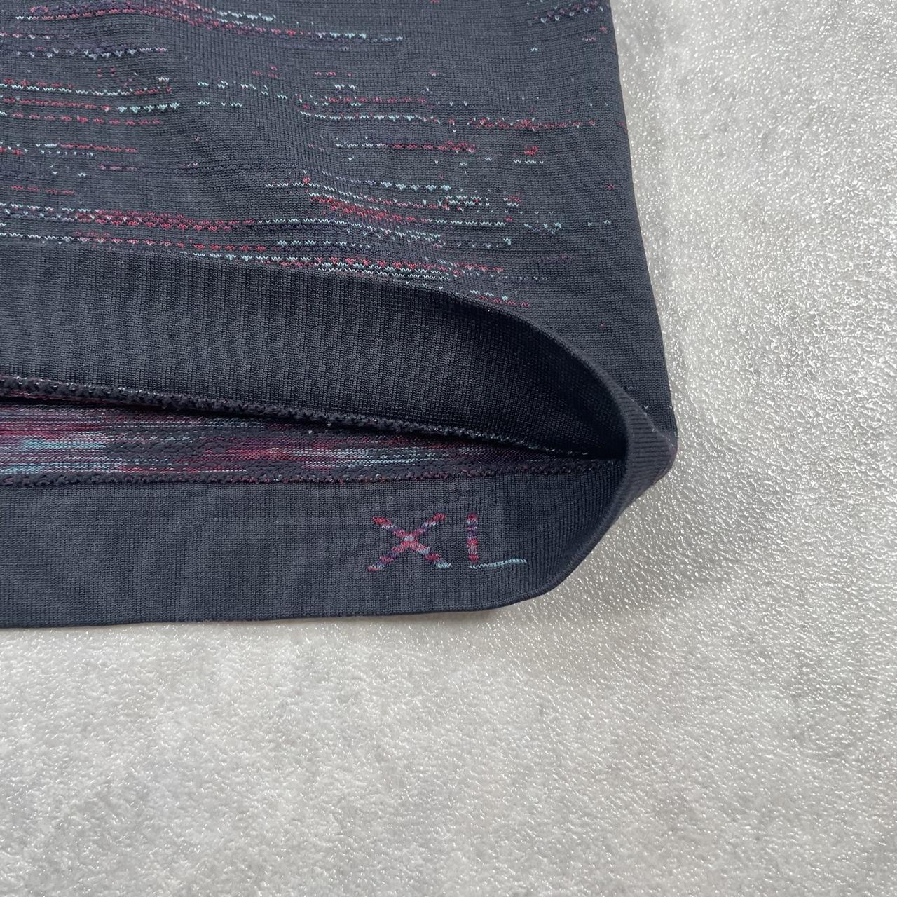 Lululemon metal vent tech top “Chroma Black” (XL)