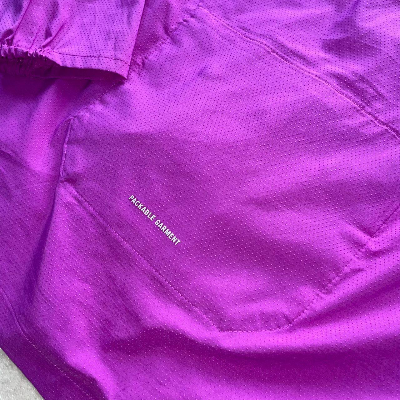 Nike Packable Windrunner “Grape Purple” (S)