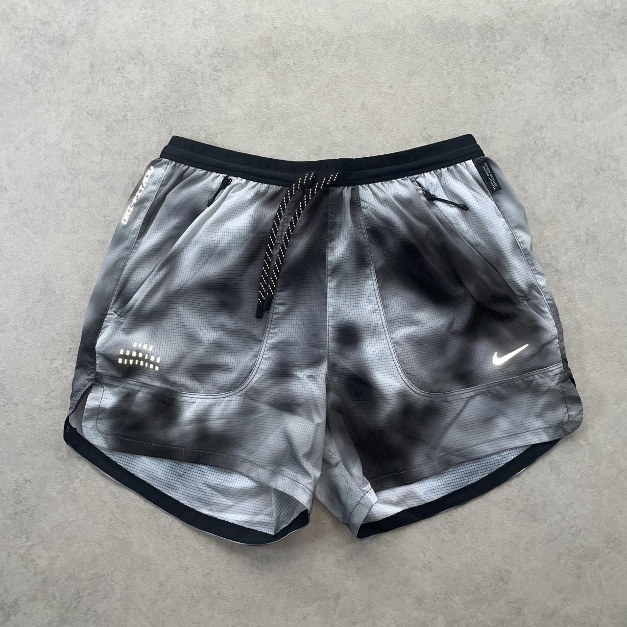 Nike Running Division Set “Distorted” (S)